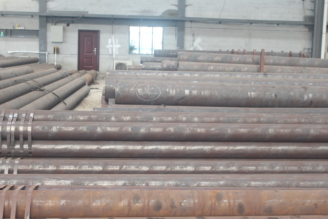 軸承無縫鋼管.JPG 軸承無縫鋼管.JPG